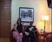 Толстый нигер ебёт жирную подружку